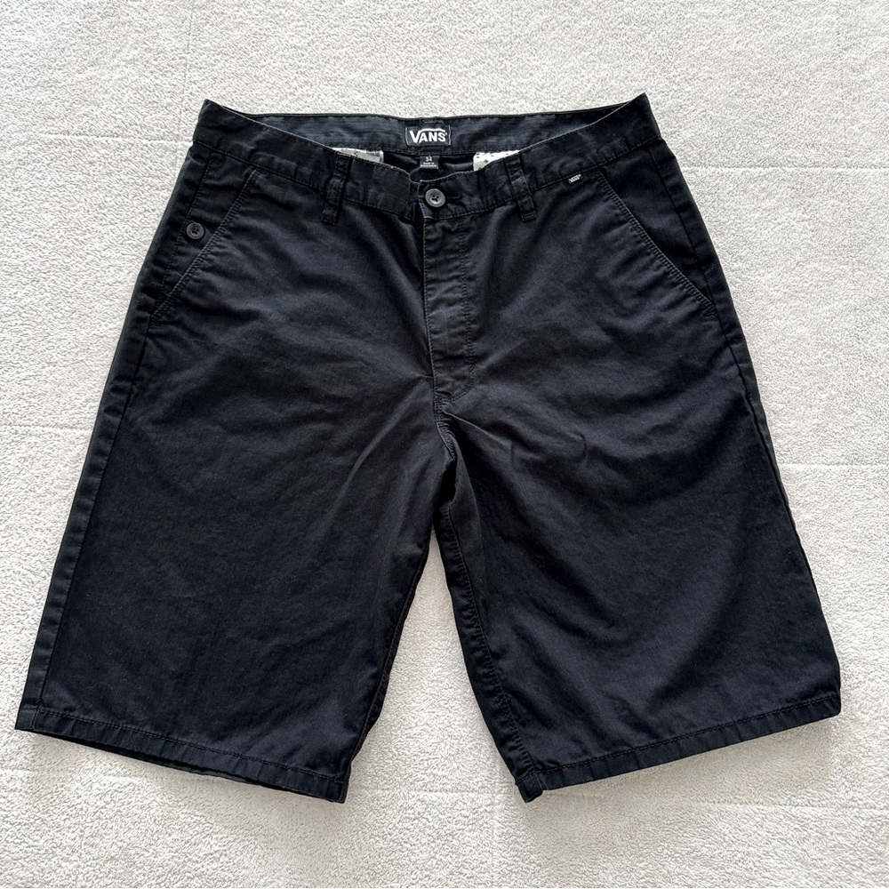 Vans Men’s Black Off The Wall Bermuda Shorts 34